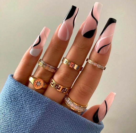 Lux Nails