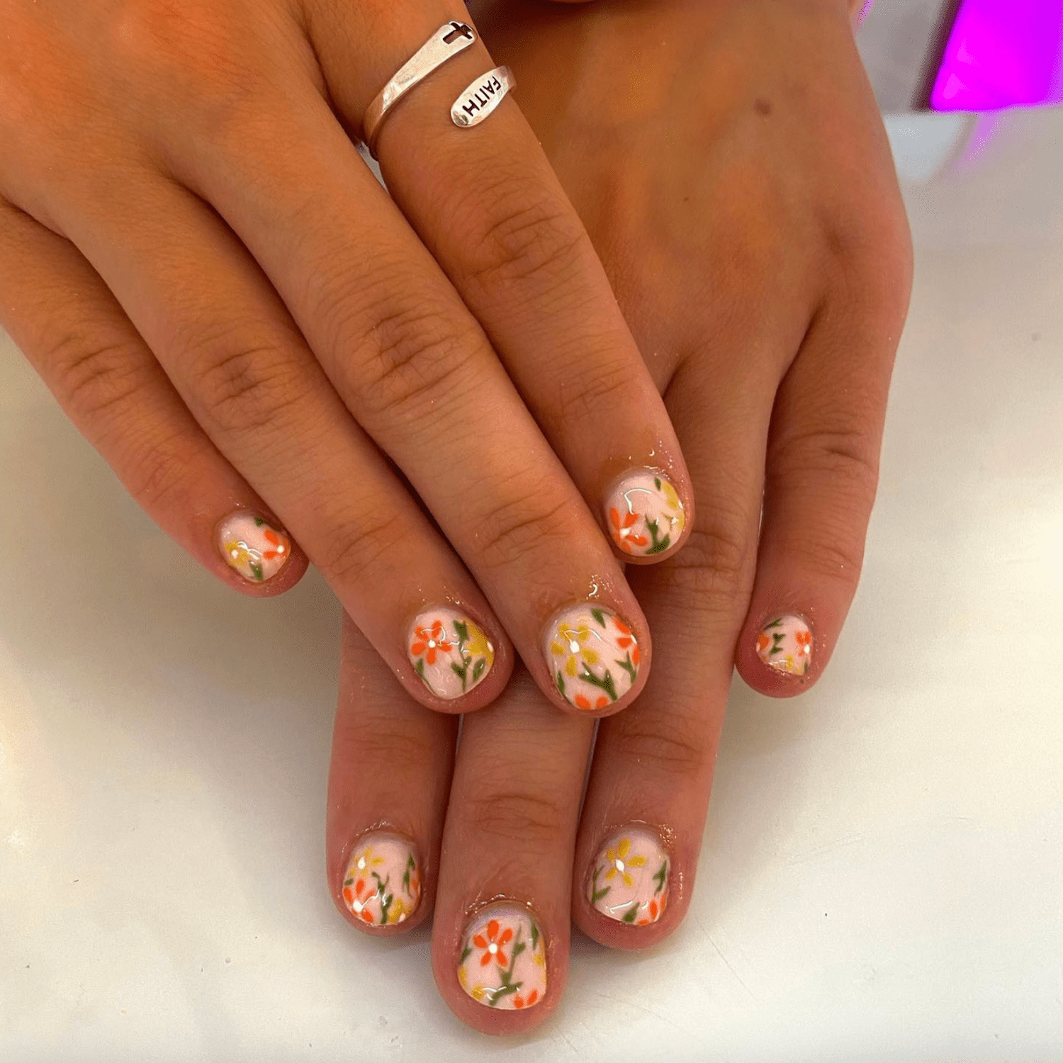 cute short acrylic nails