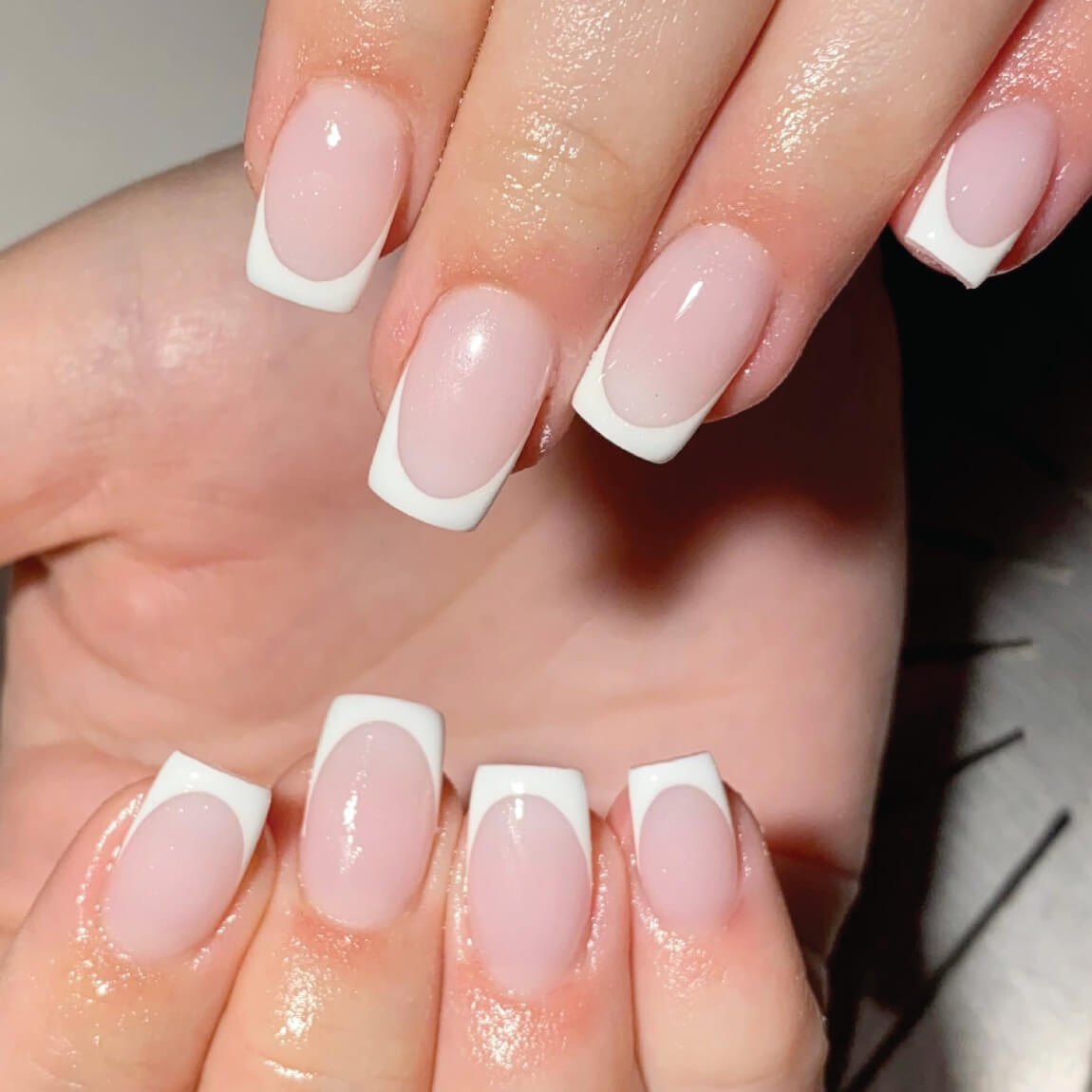 what's the difference between gel and acrylic nails