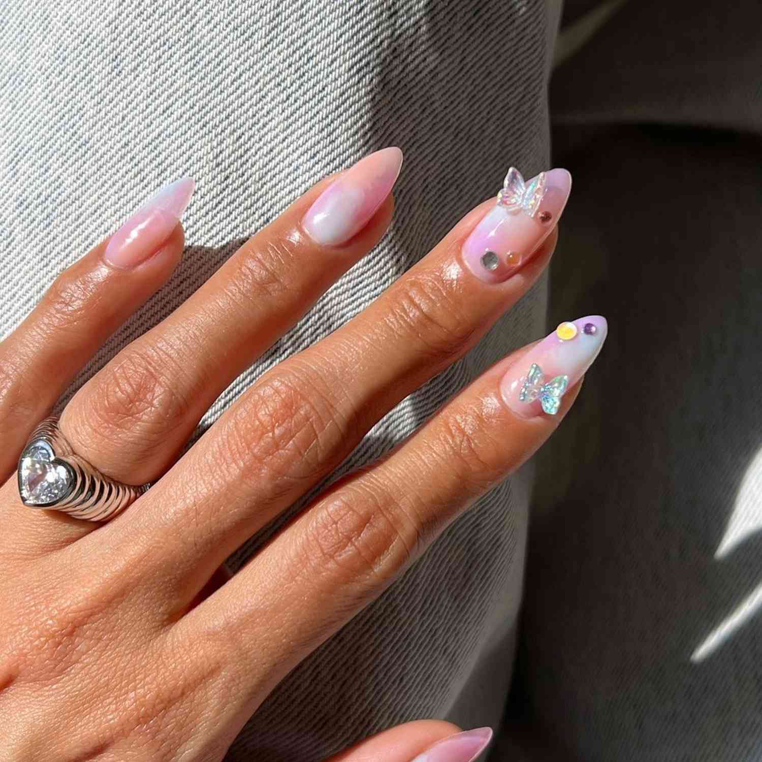 difference between gel x and acrylic nails