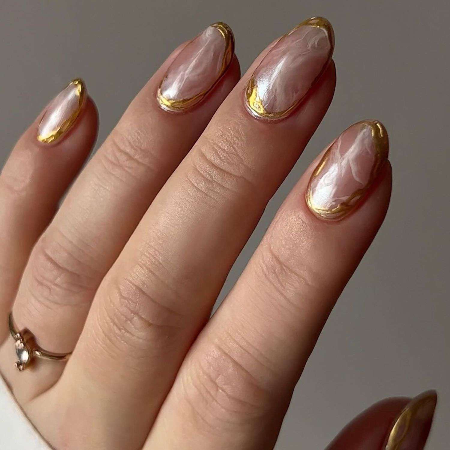 gold nails