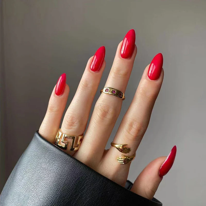 red acrylic nails