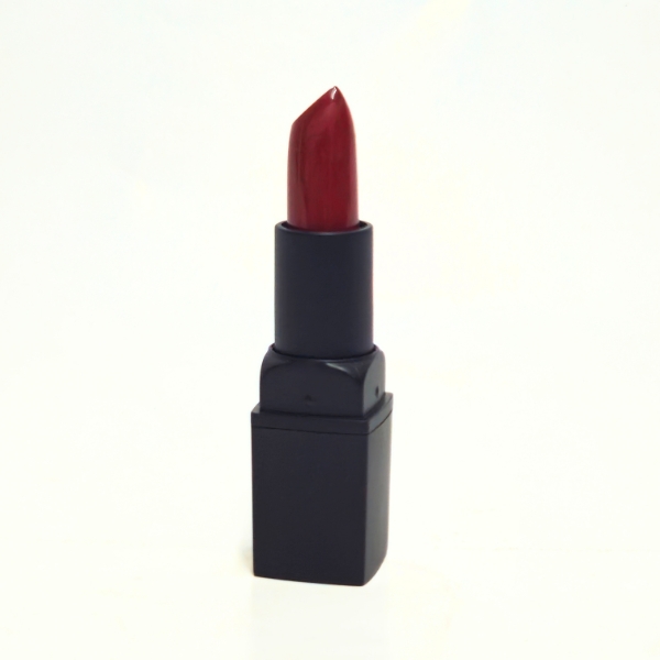 red lipstick