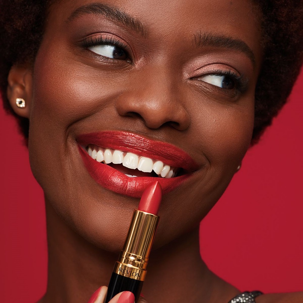 red lipstick