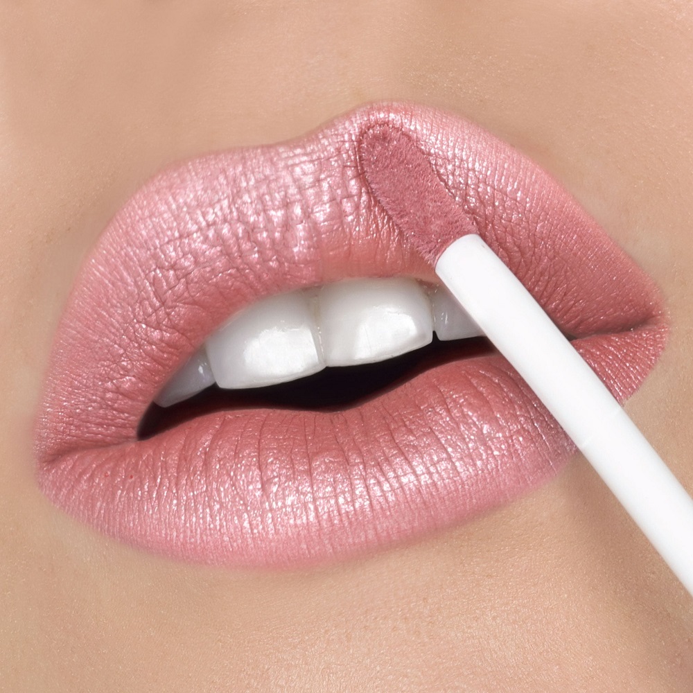 hot pink lipstick