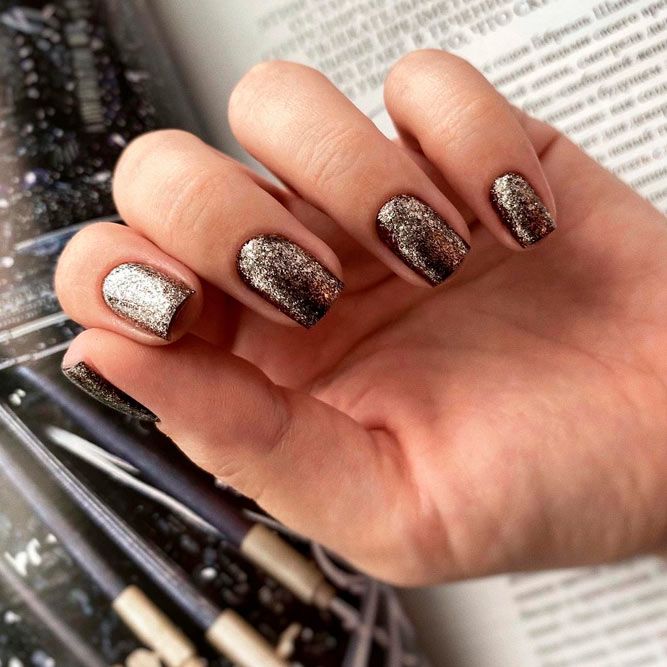 cute-nail-designs-for-short-nails-total-glitter