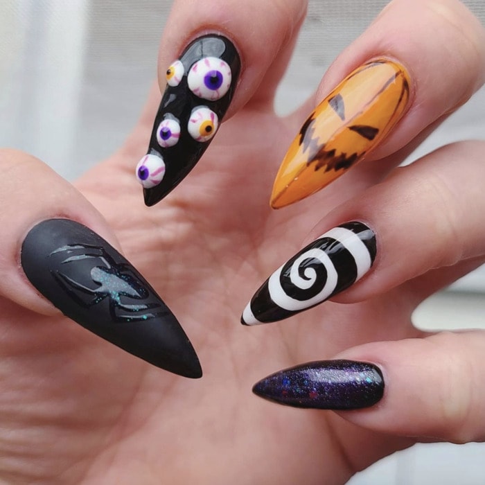 halloween-nail-designs