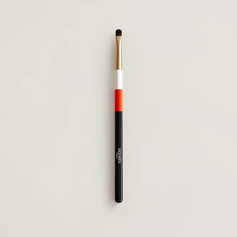 lipstick brush